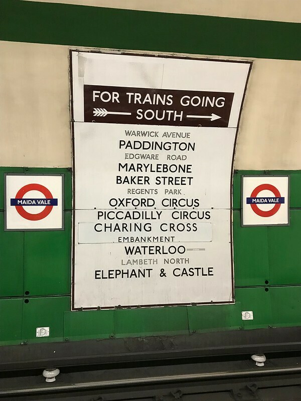 an old route sign showing stops on the bakerloo